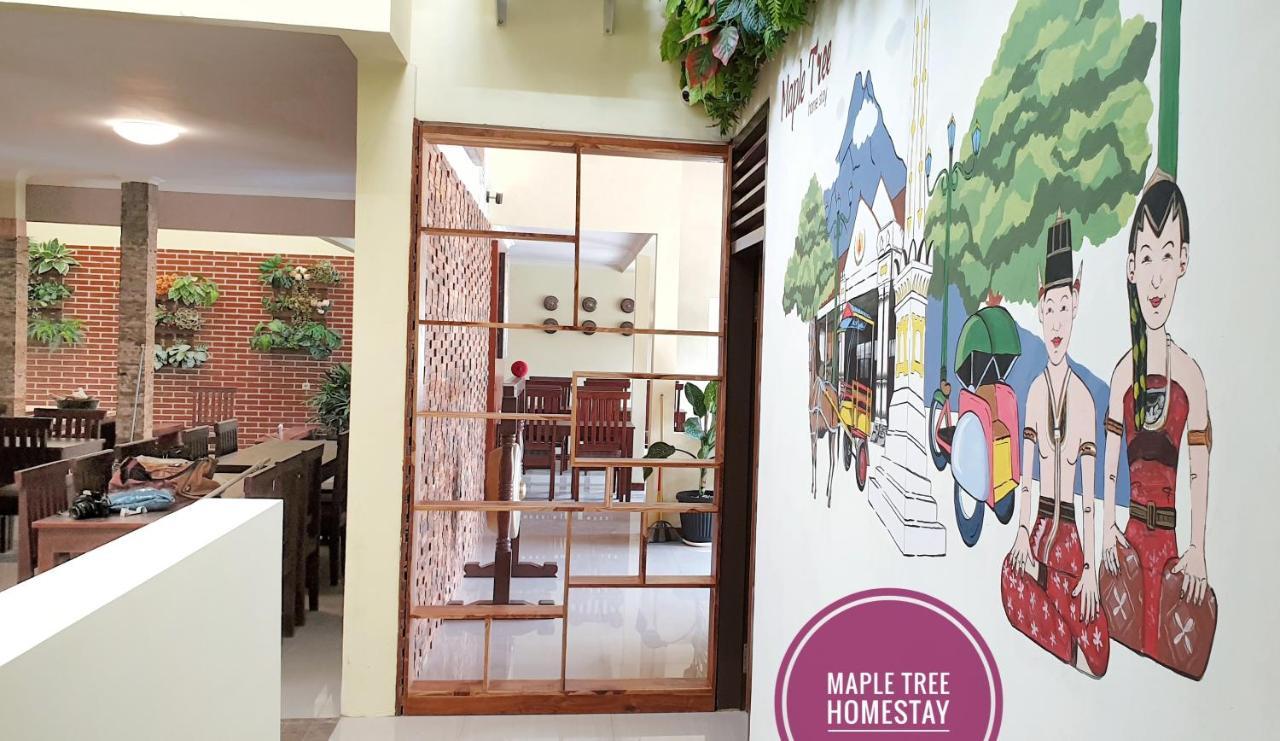 Maple Tree Homestay Maguwo Exterior foto